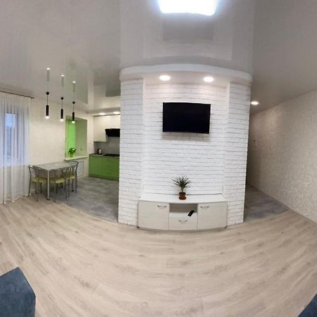 Suite Mira Avenue Center Двухкомнатная Квартира В Центре Возле Тц Цум Chernigov Exterior foto